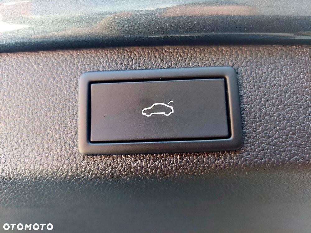 Skoda Superb 2.0 TDI SCR Ambition DSG - 30