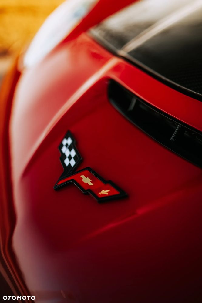 Chevrolet Corvette - 5