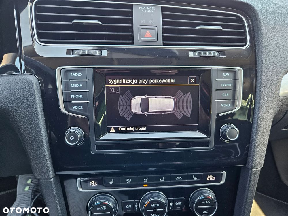 Volkswagen Golf 1.6 BlueTDI DSG Cup - 16