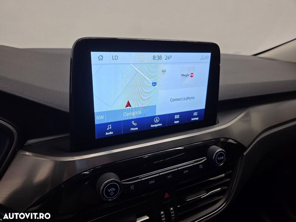 Ford Kuga 2.0 EcoBlue A8 AWD Titanium - 4