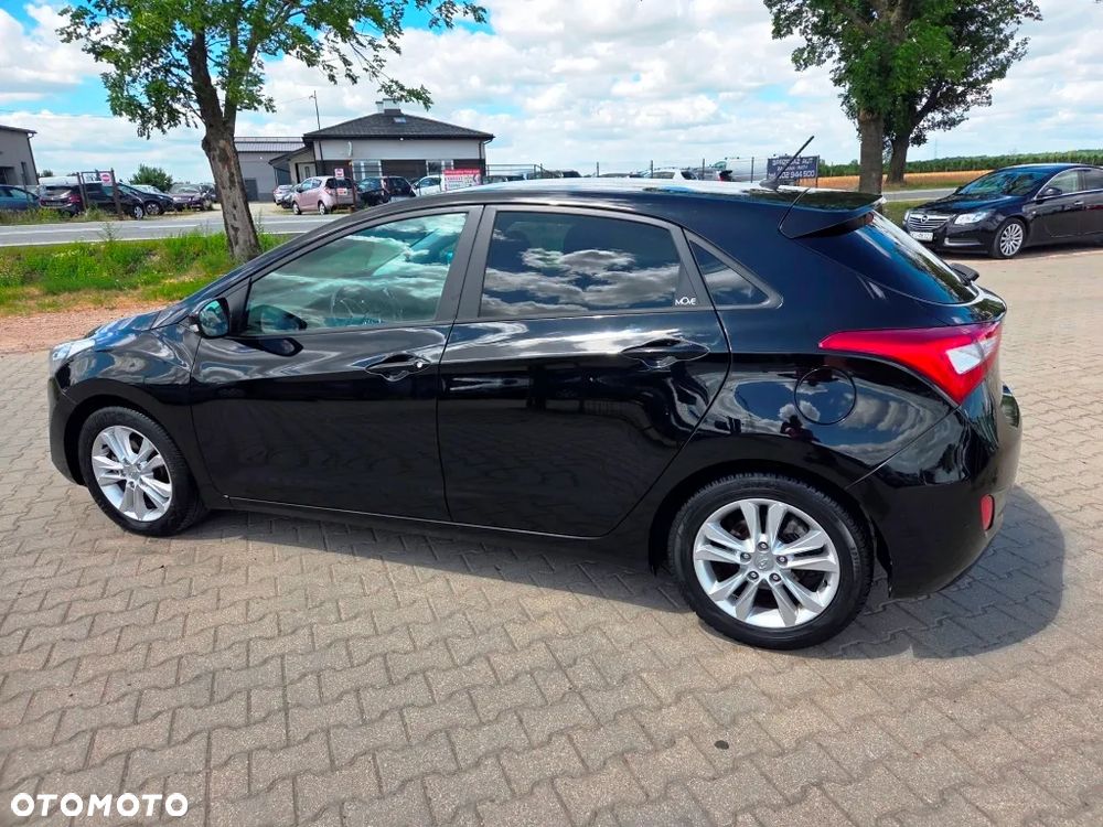Hyundai i30 1.6 GDI Comfort - 16