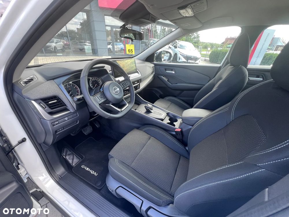 Nissan Qashqai 1.3 DIG-T mHEV Acenta Xtronic - 9