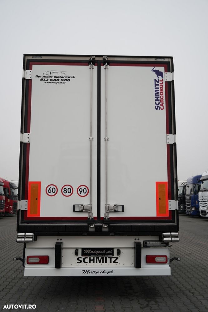 Schmitz Cargobull / REFRIGERAT / UNITATE SCHMITZ TKM / 2x AXE DE RIDICARE / COȘ PENTRU PALEȚI / 2023 / - 12