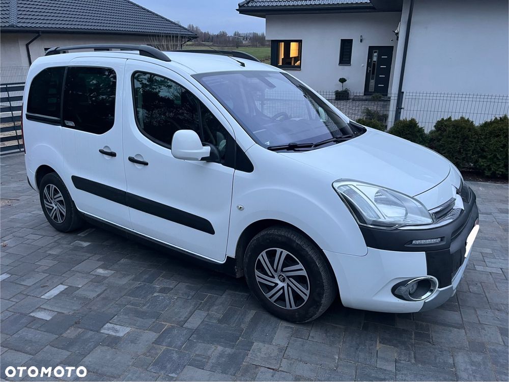 Citroën Berlingo e-HDi 90 FAP EGS6 Multispace Exclusive - 3