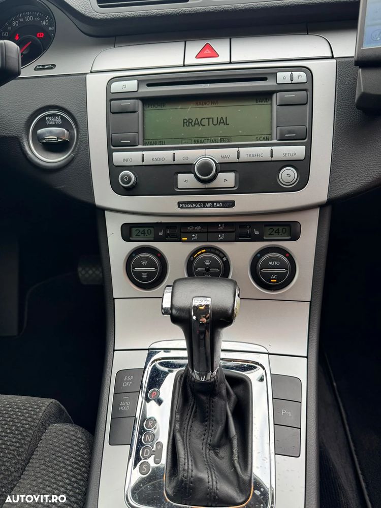 Volkswagen Passat Variant 2.0 TDI DSG Highline - 11