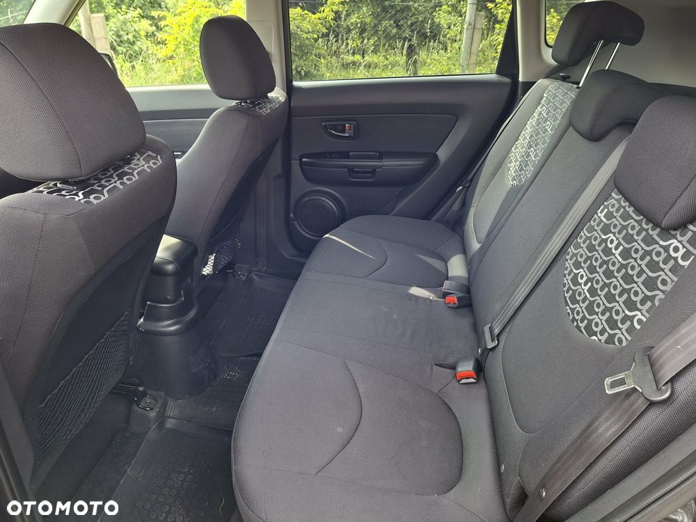 Kia Soul 1.6 CRDI L - 9