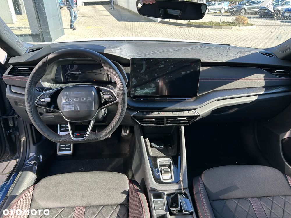Skoda Octavia 2.0 TSI RS DSG - 17