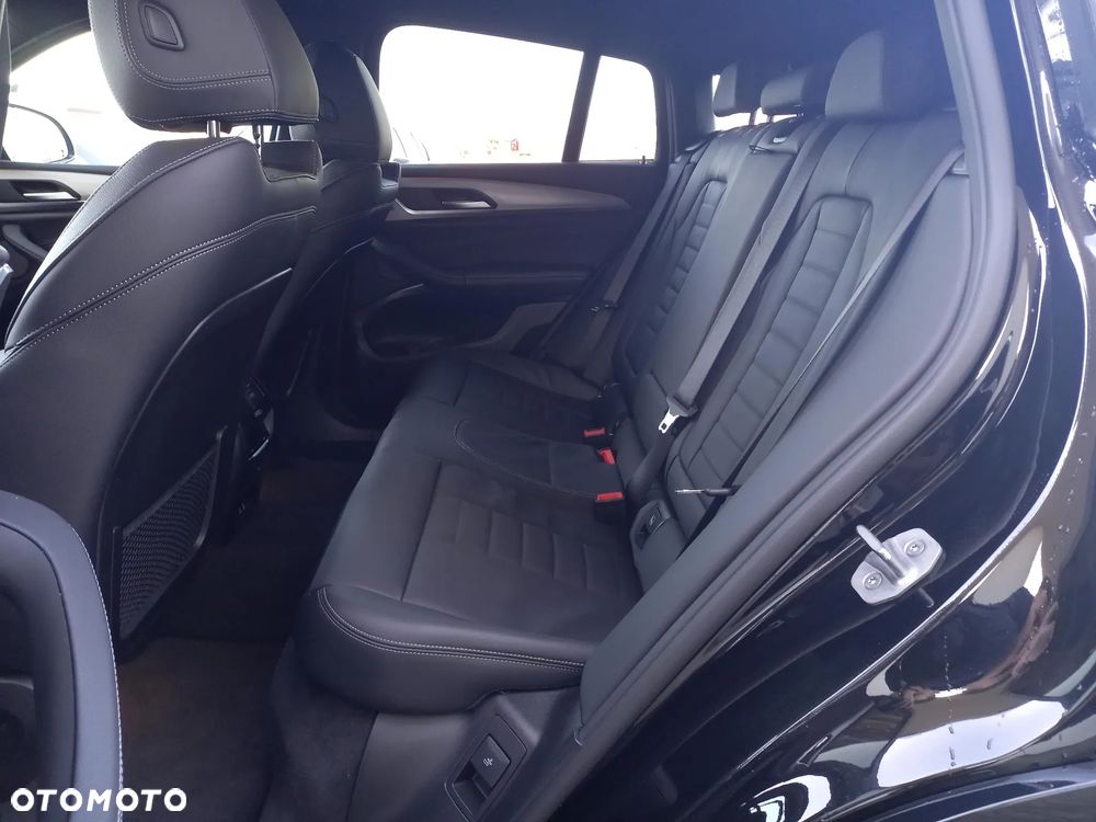 BMW X4 - 15