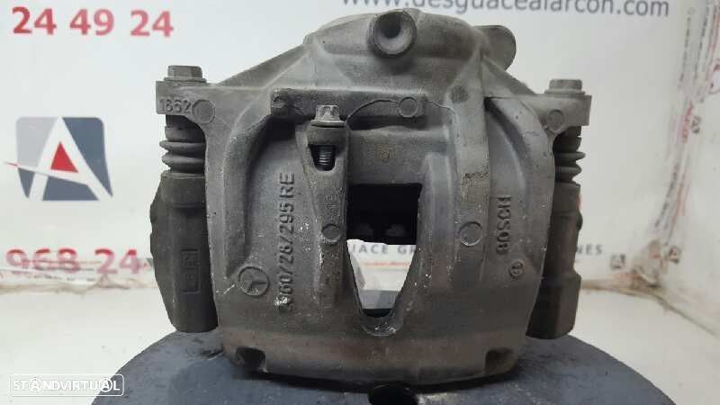 PINÇA DE TRAVÃO FRENTE DIREITA MERCEDES CLASE E (W211) BERLINA E 320 CDI (211.02... - 2