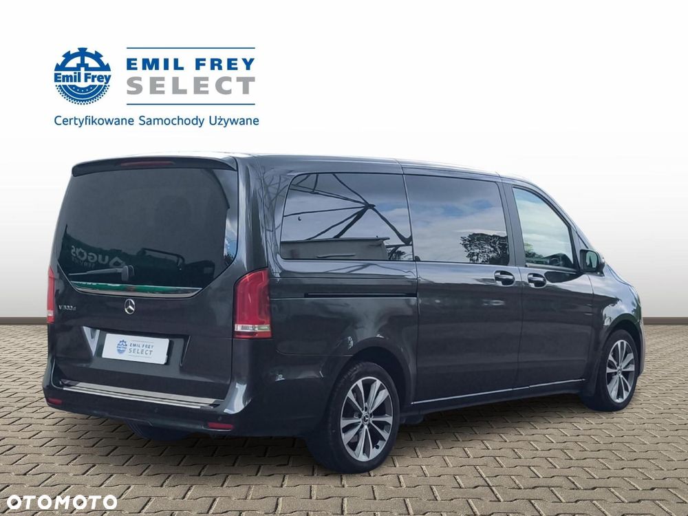 Mercedes-Benz Klasa V - 8