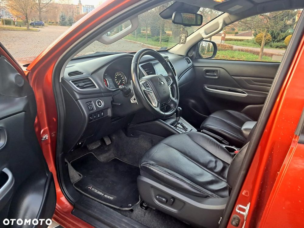 Mitsubishi L200 2.2 d DC Instyle Plus - 37