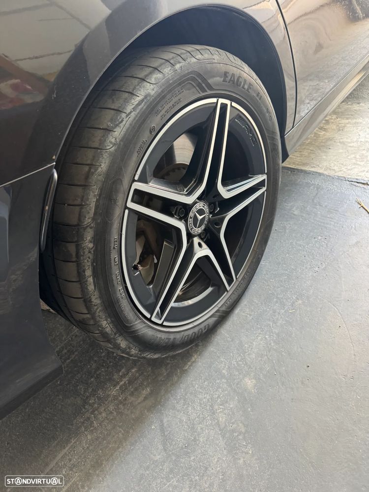 Mercedes-Benz E 300 Bluetec Hybrid Avantgarde - 10