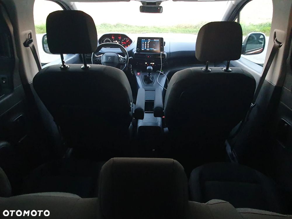 Peugeot Rifter - 14