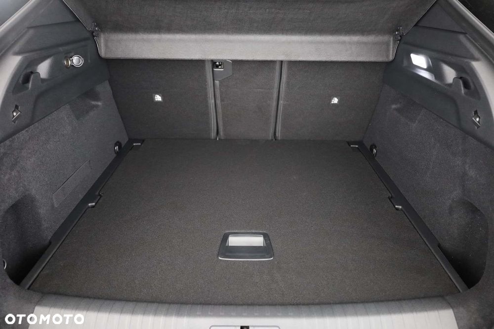 Peugeot 3008 1.2 PureTech mHEV GT S&S e-DCS6 - 10