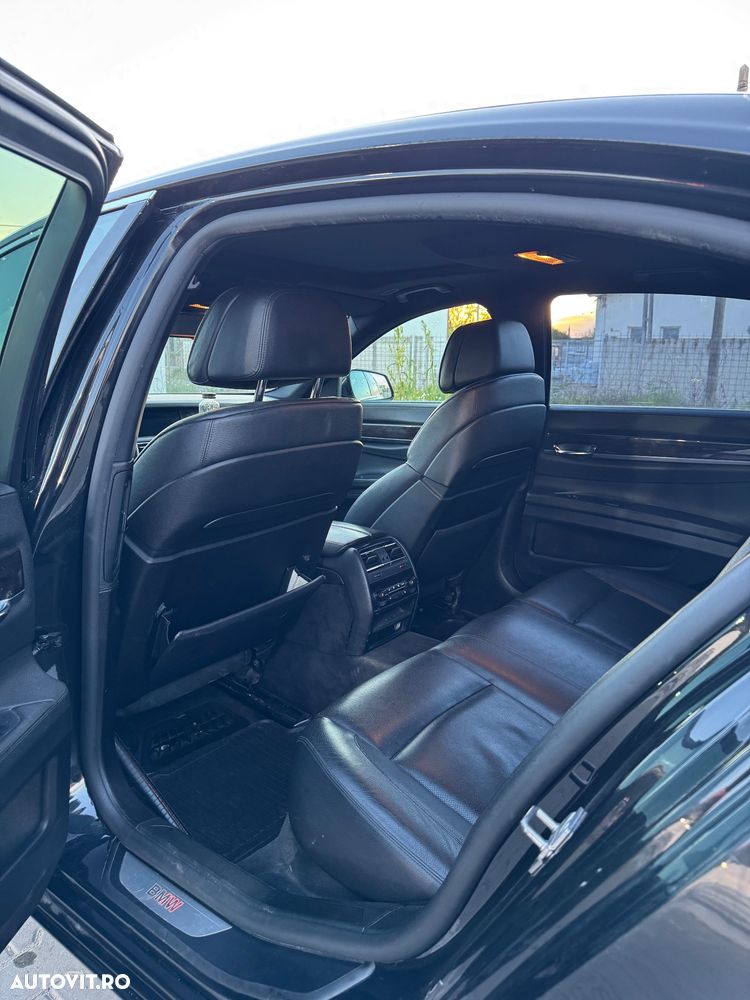 BMW Seria 7 730d Aut. - 8