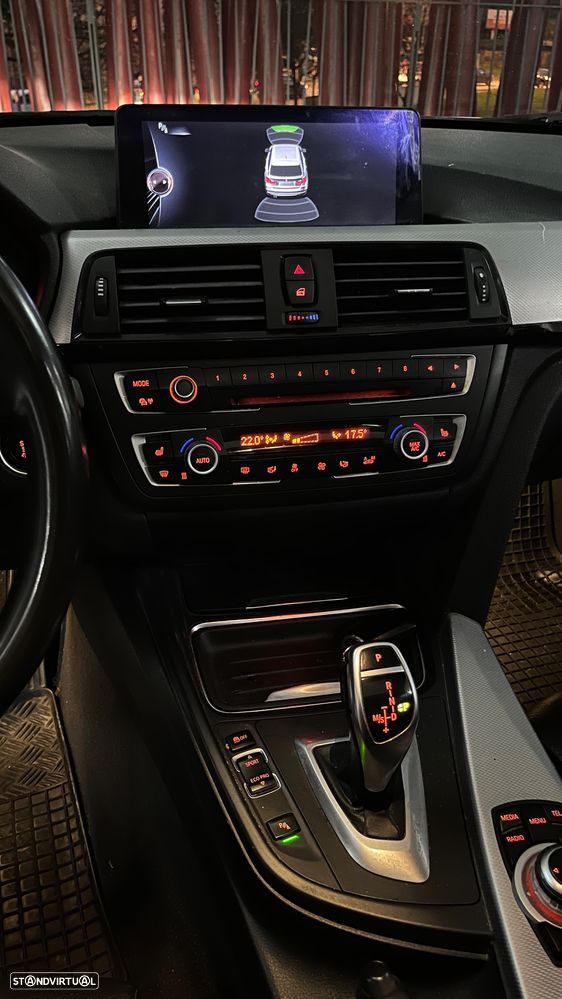 BMW 320 d Auto Pack M - 13