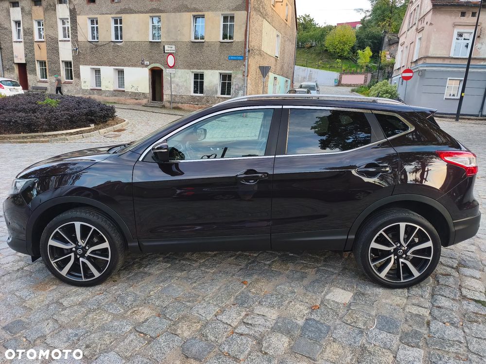 Nissan Qashqai - 2