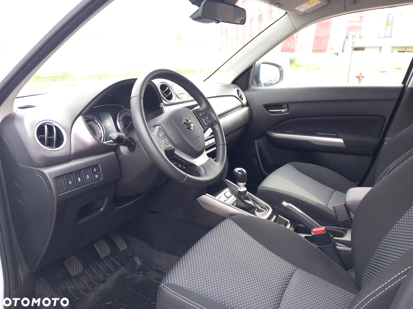 Suzuki Vitara - 12