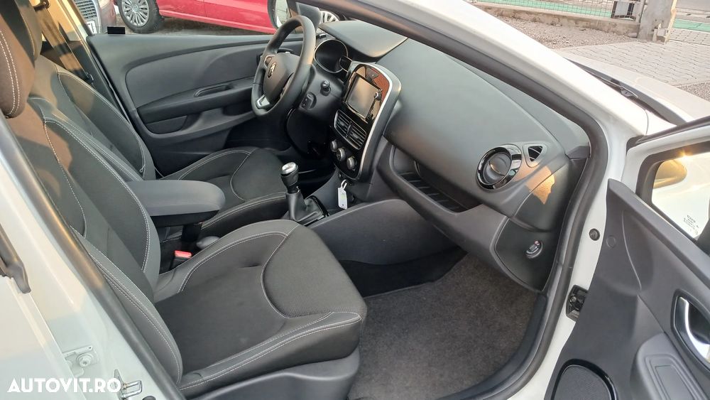 Renault Clio dCi 90 Start & Stop COLLECTION - 6