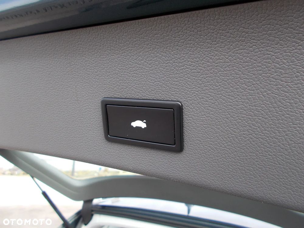 Audi A4 Avant 2.0 TDI Multitronic - 23