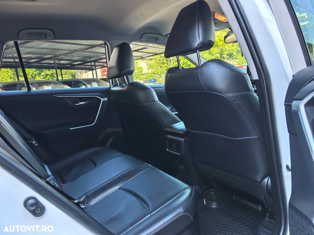 Toyota RAV4 2.5 VVT-iE 4x4 Luxury - 15