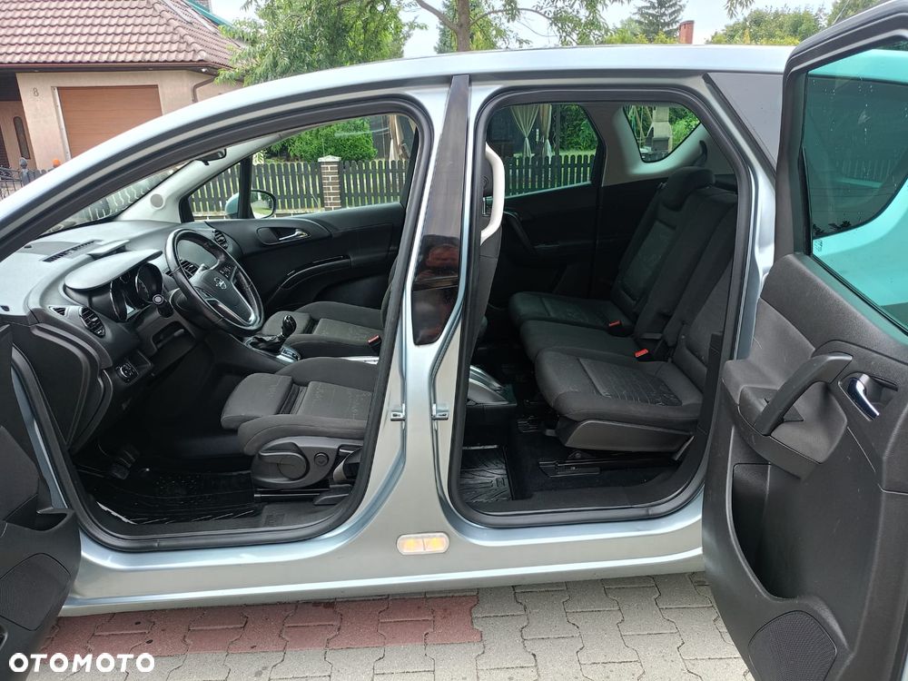 Opel Meriva - 11