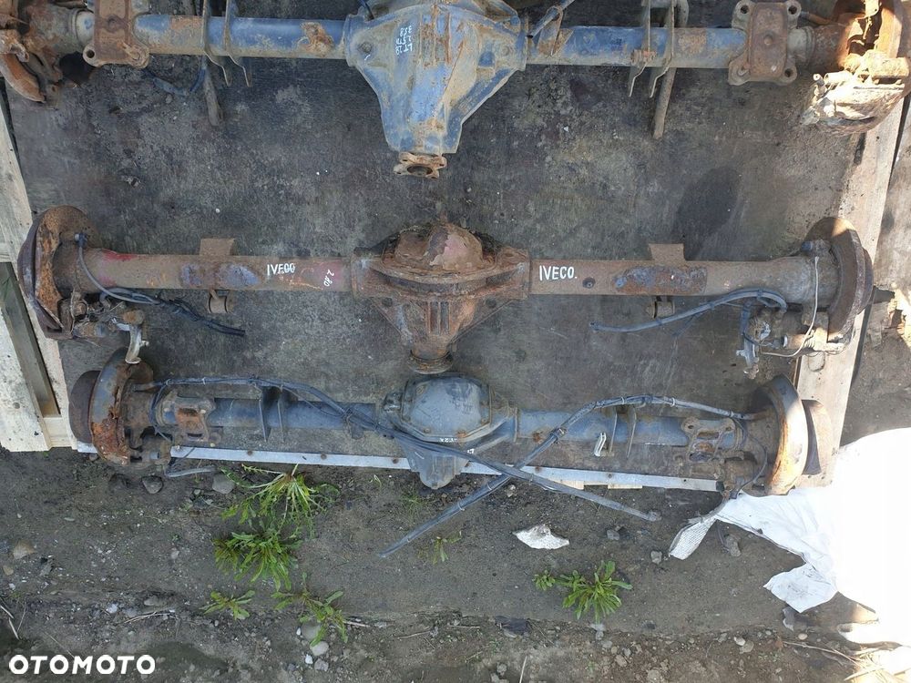 TYLNA OŚ ZAWIESZENIA TYŁ MOST DYFER DYFERENCJAŁ POJEDYŃCZY IVECO DAILY 2.8 - 2