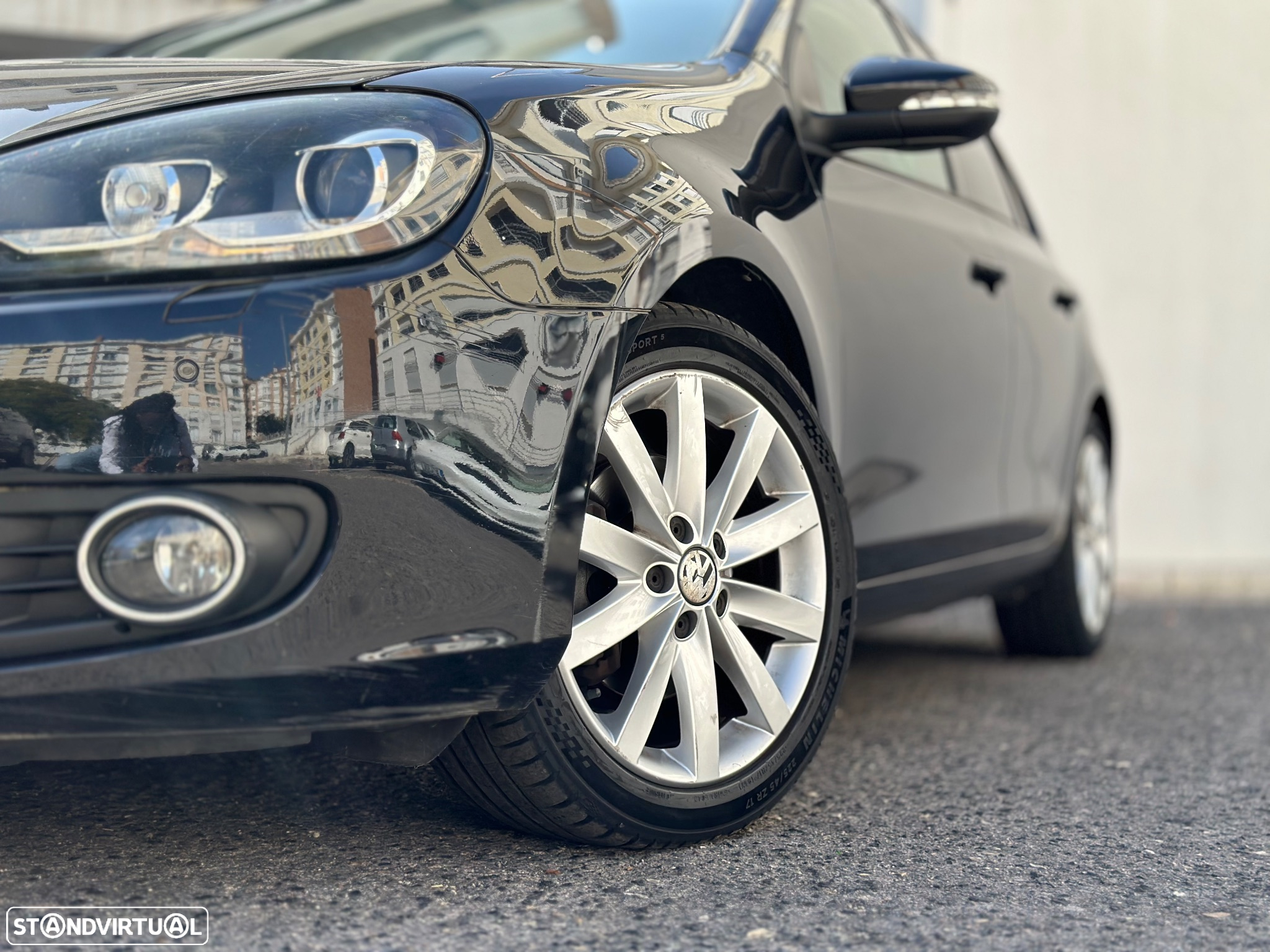 VW Golf 2.0 TDi Highline DSG - 4