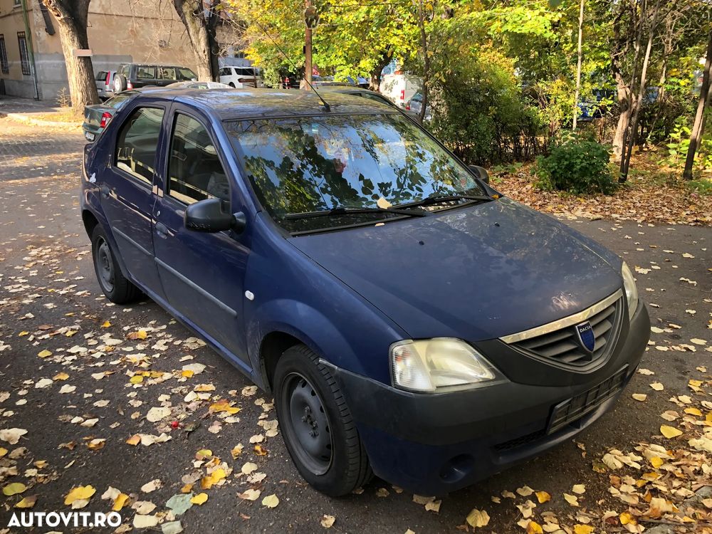Dezmembrez Dacia Logan albastru 2006 1,4 MPI - 1