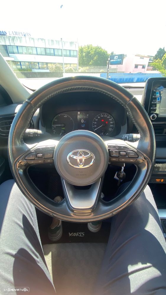 Toyota Yaris 1.5 HDF Comfort - 29
