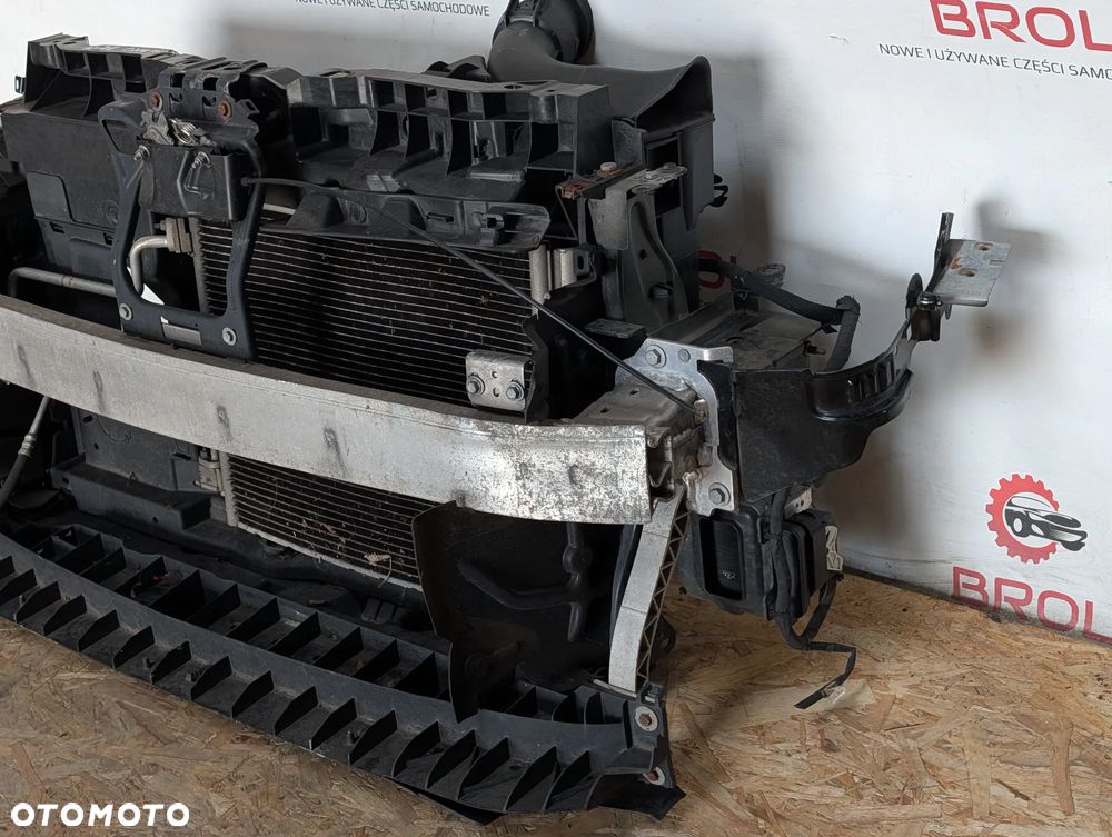 PAS PRZEDNI PEUGEOT 208 1.4 VTI - 3