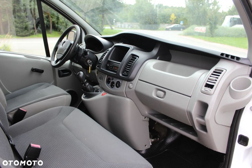 Opel Vivaro - 15