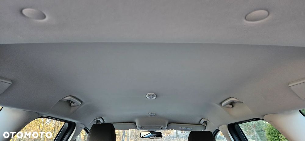 Ford Focus 1.0 EcoBoost Hybrid TITANIUM STYLE - 35