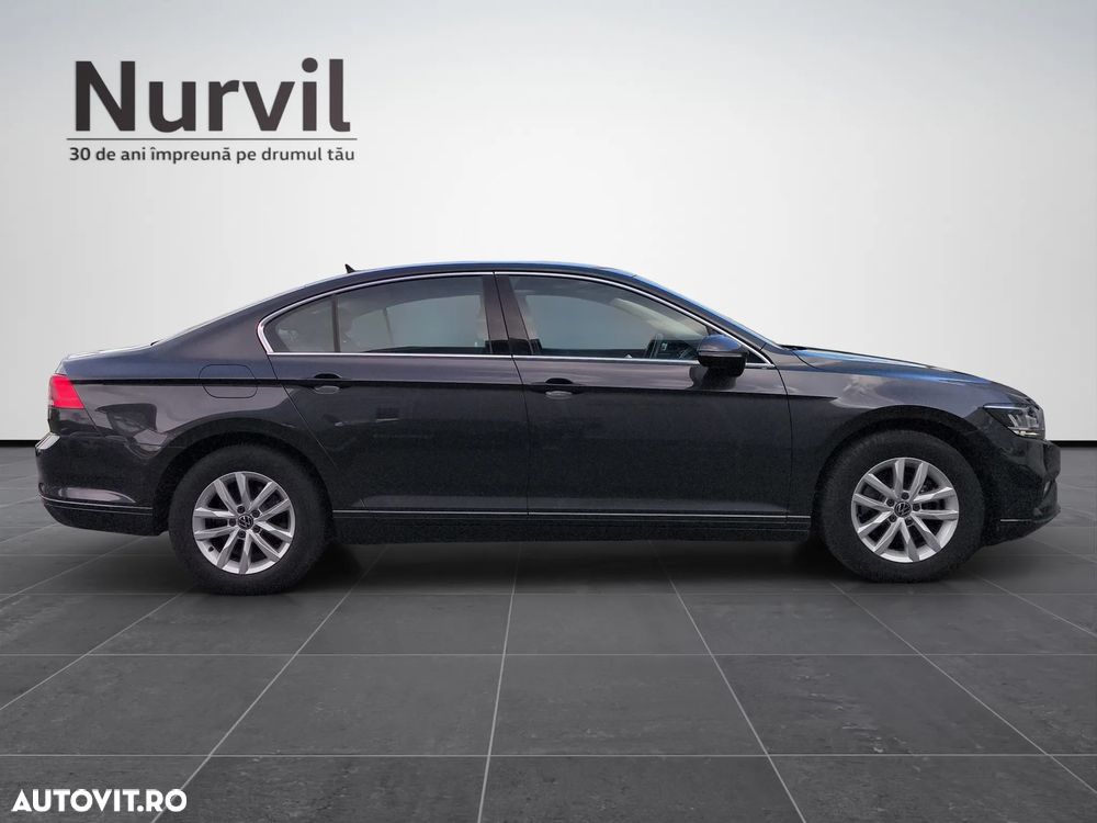 Volkswagen Passat - 6