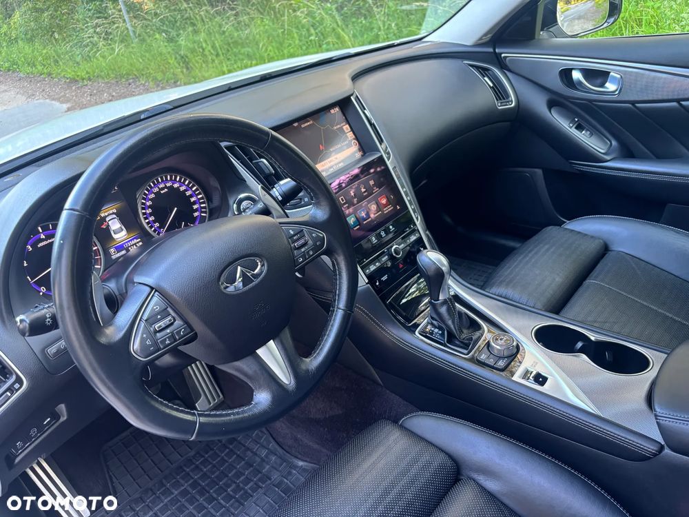 Infiniti Q50 2.0t Sport Tech EU6 - 17