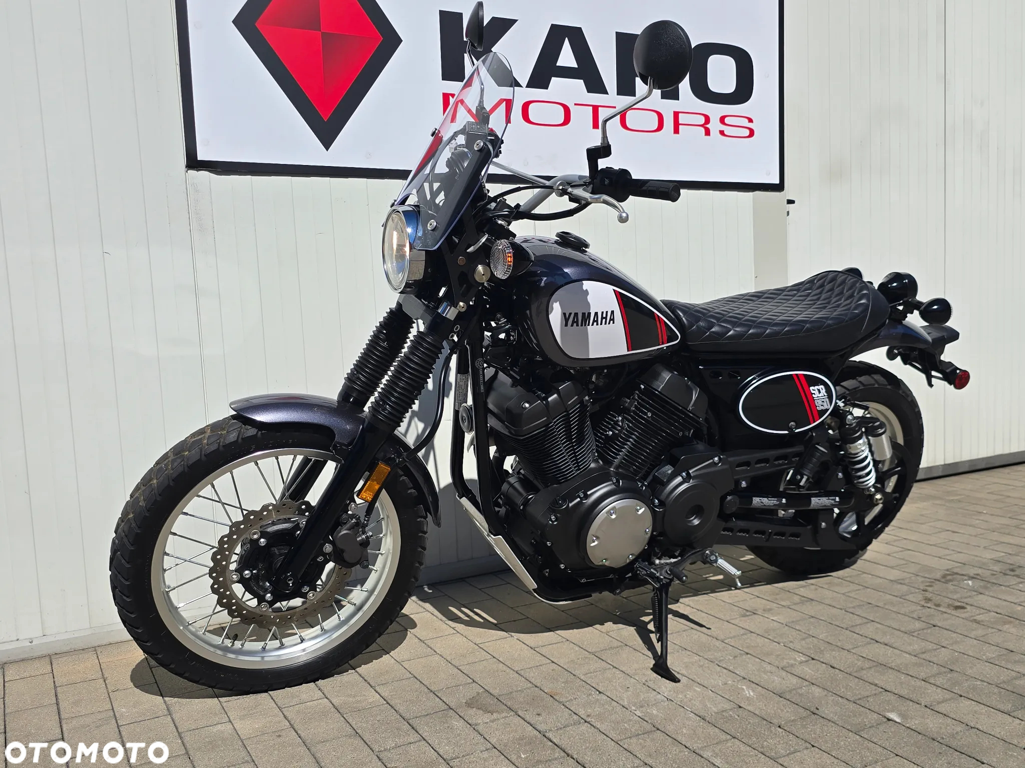 Yamaha SCR - 9