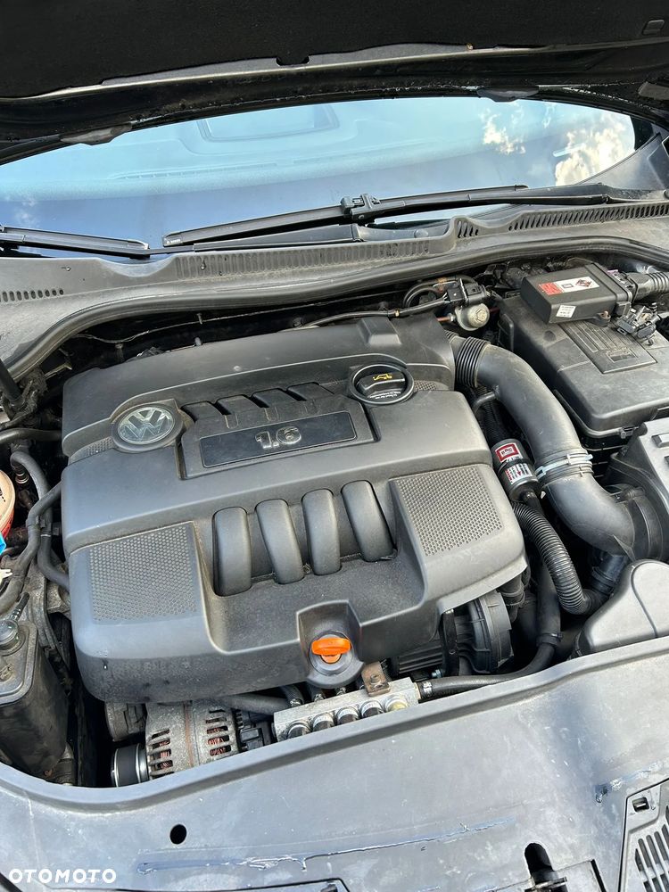 Volkswagen Golf - 18