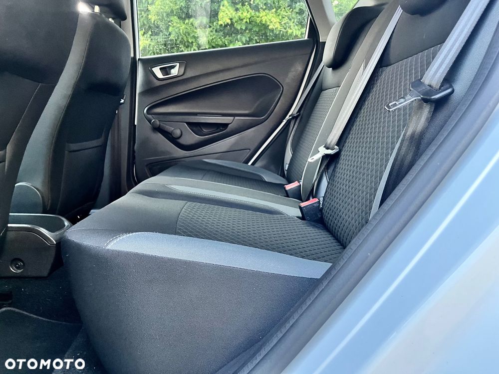 Ford Fiesta 1.25 Platinium X - 16