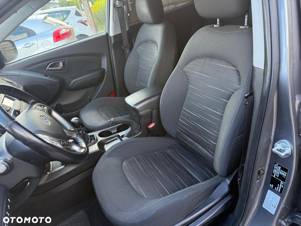 Hyundai ix35 2.0 4WD Style - 19