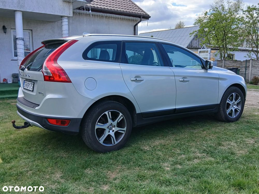 Volvo XC 60 DRIVe Momentum - 1