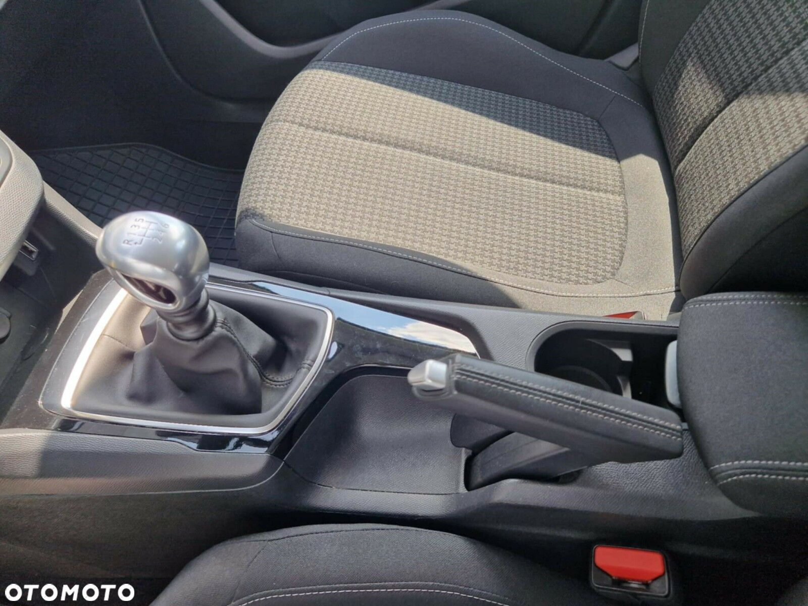 Peugeot 308 1.5 BlueHDi Active S&S - 22