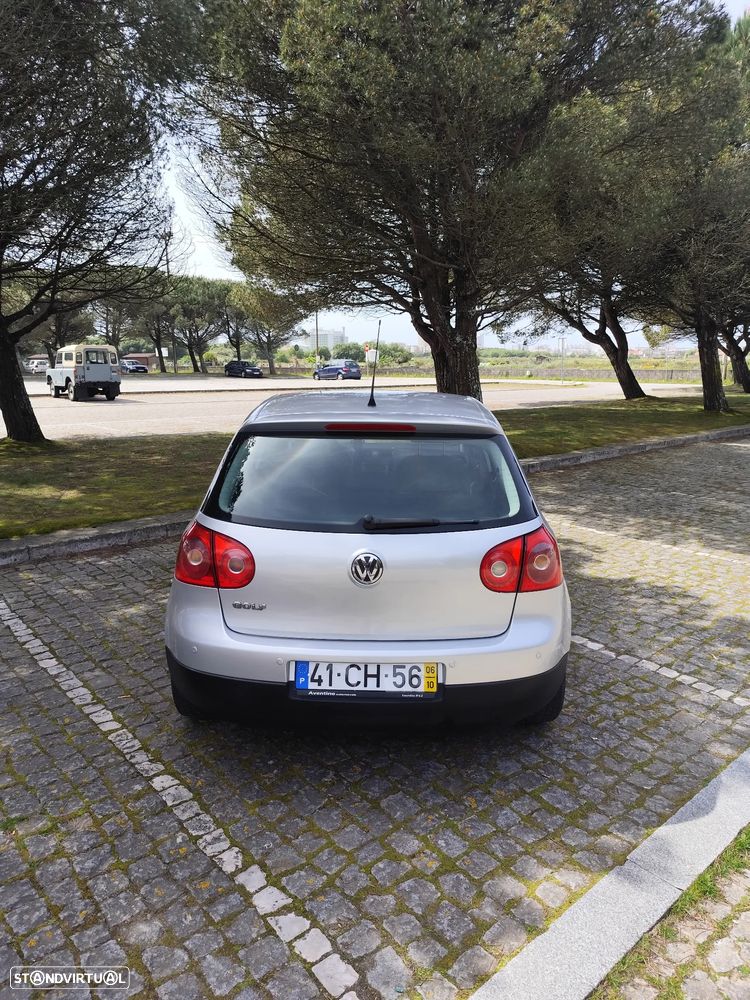 VW Golf 1.9 TDi Confortline DSG - 11