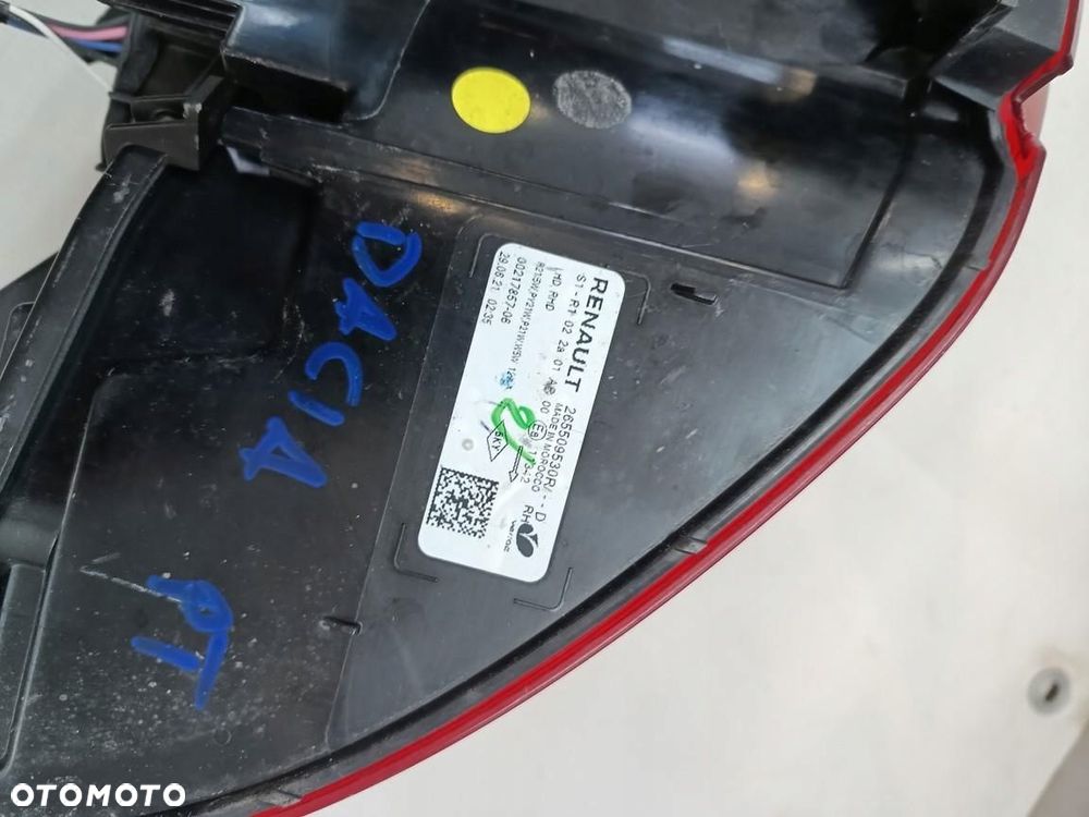 dacia sandero stepway iii 21r- lampa prawy tył 265509530r - 6
