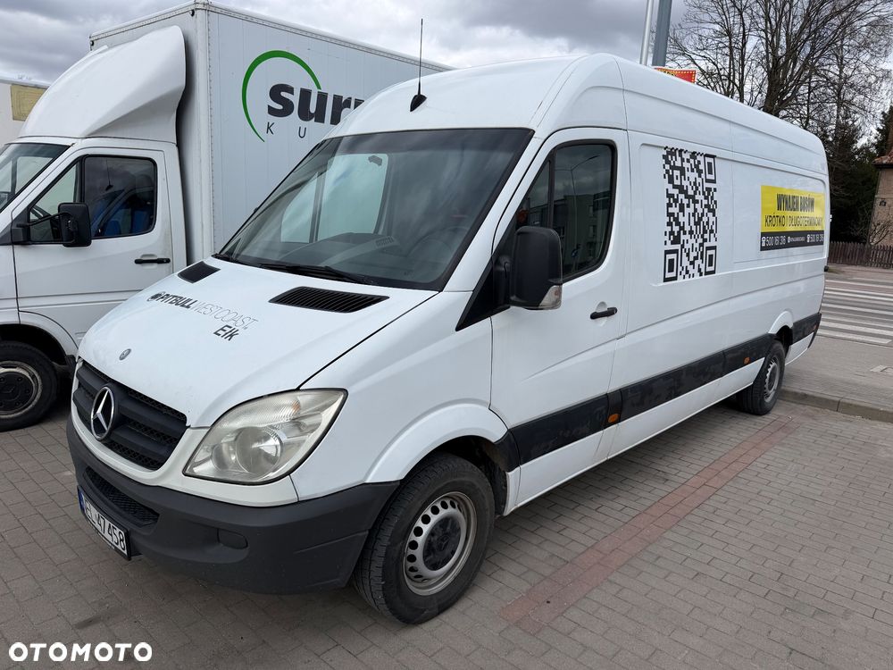 Mercedes-Benz Sprinter - 2