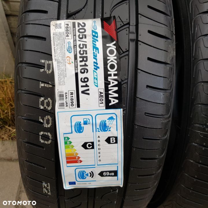 4x 205/55R16 Yokohama Bluearth AE01 Nowy komplet opon letnich Poznań - 2