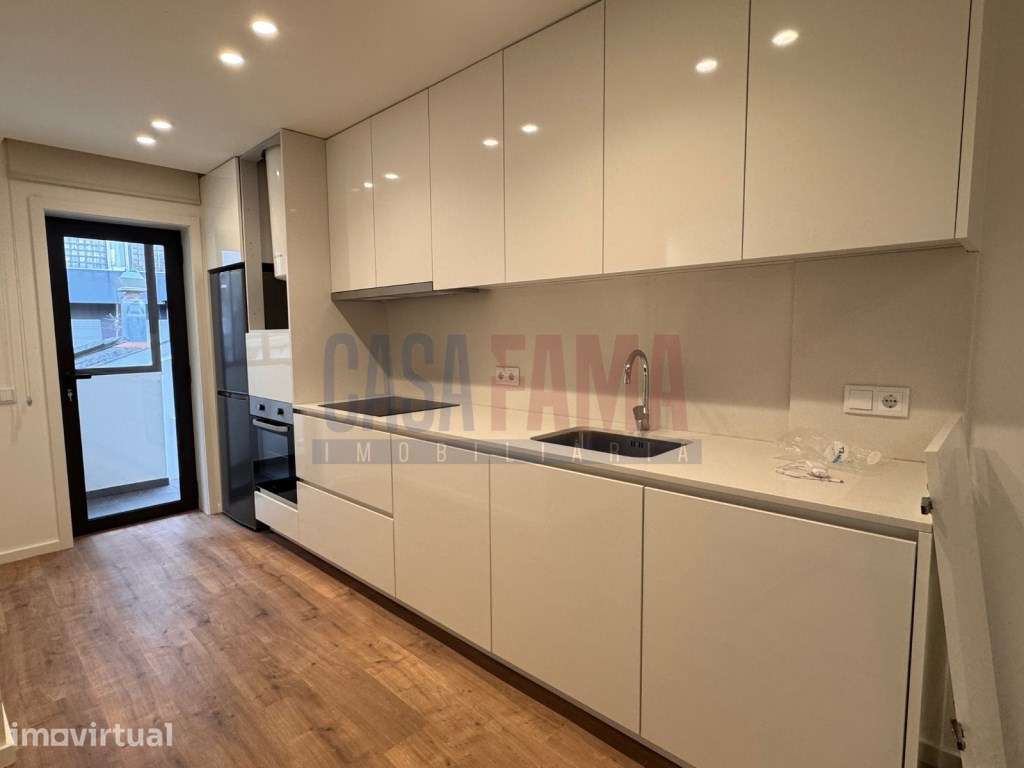 Apartamento T2 para arrendamento no coração da Póvoa de Varzim, a a... - Grande imagem: 3/18