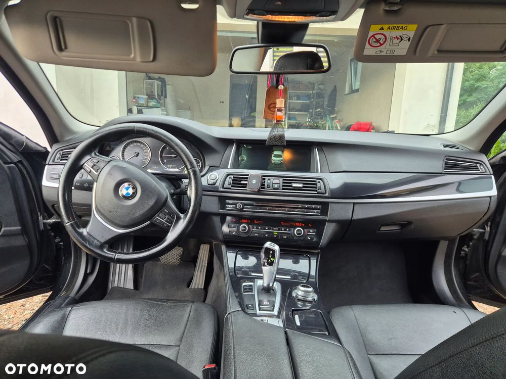 BMW Seria 5 520d - 6