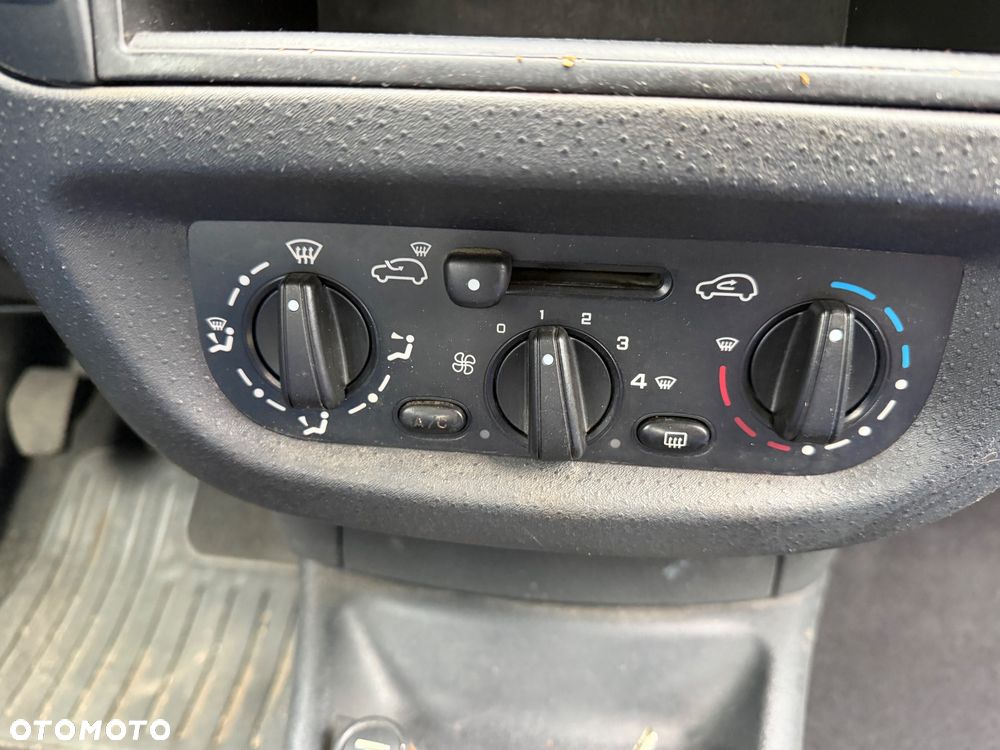 Citroën C2 1.4 VTR Control+ - 11
