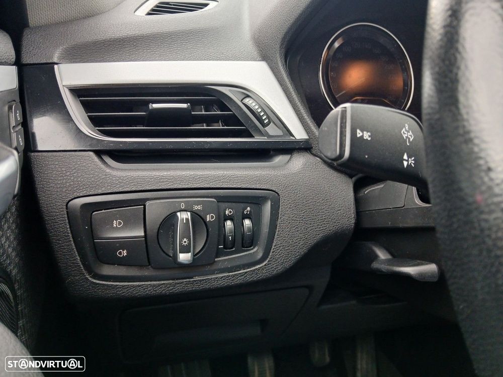 BMW X1 16 d sDrive - 17