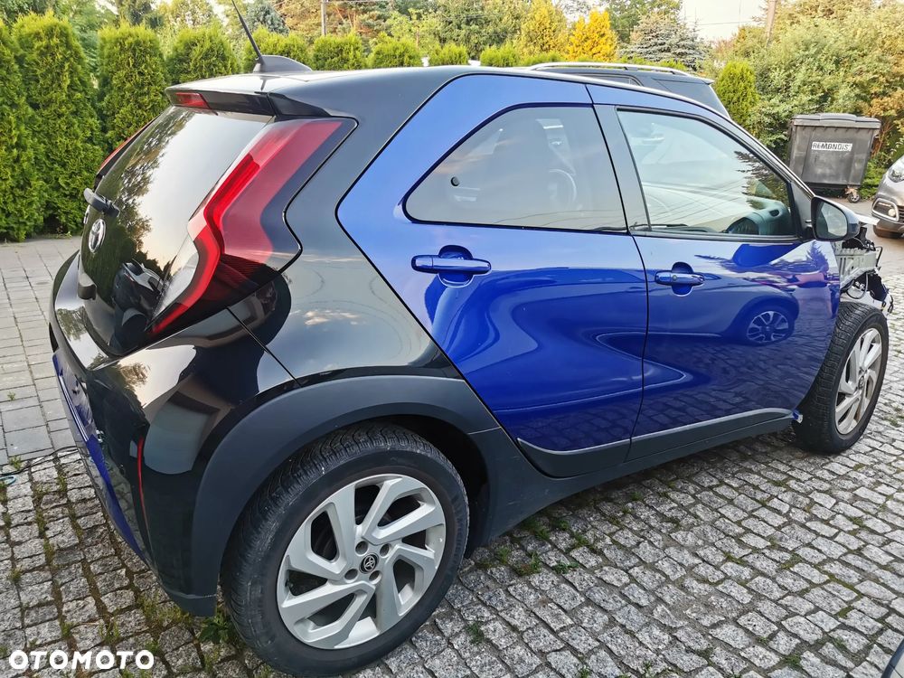 Toyota Aygo X S-CVT Limited - 4